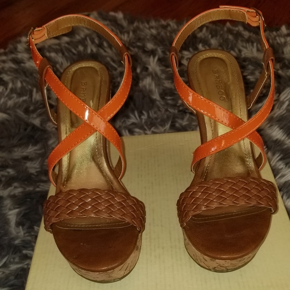 Shoes - Picture 1 of 4